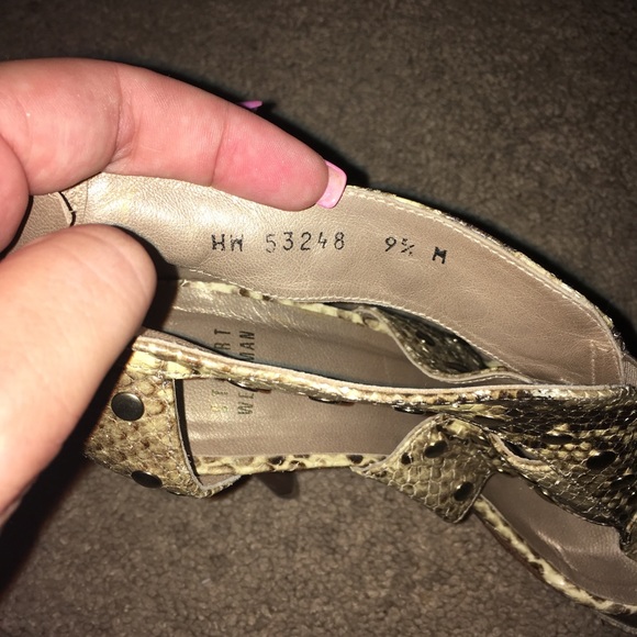 Stuart Weitzman snakeskin heels - Picture 3 of 3
